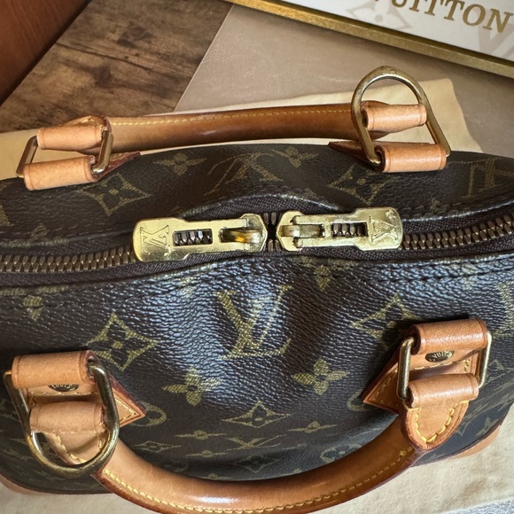 EUC Louis Vuitton Alma PM w/ Dust Bag & COA - Picture 14 of 17